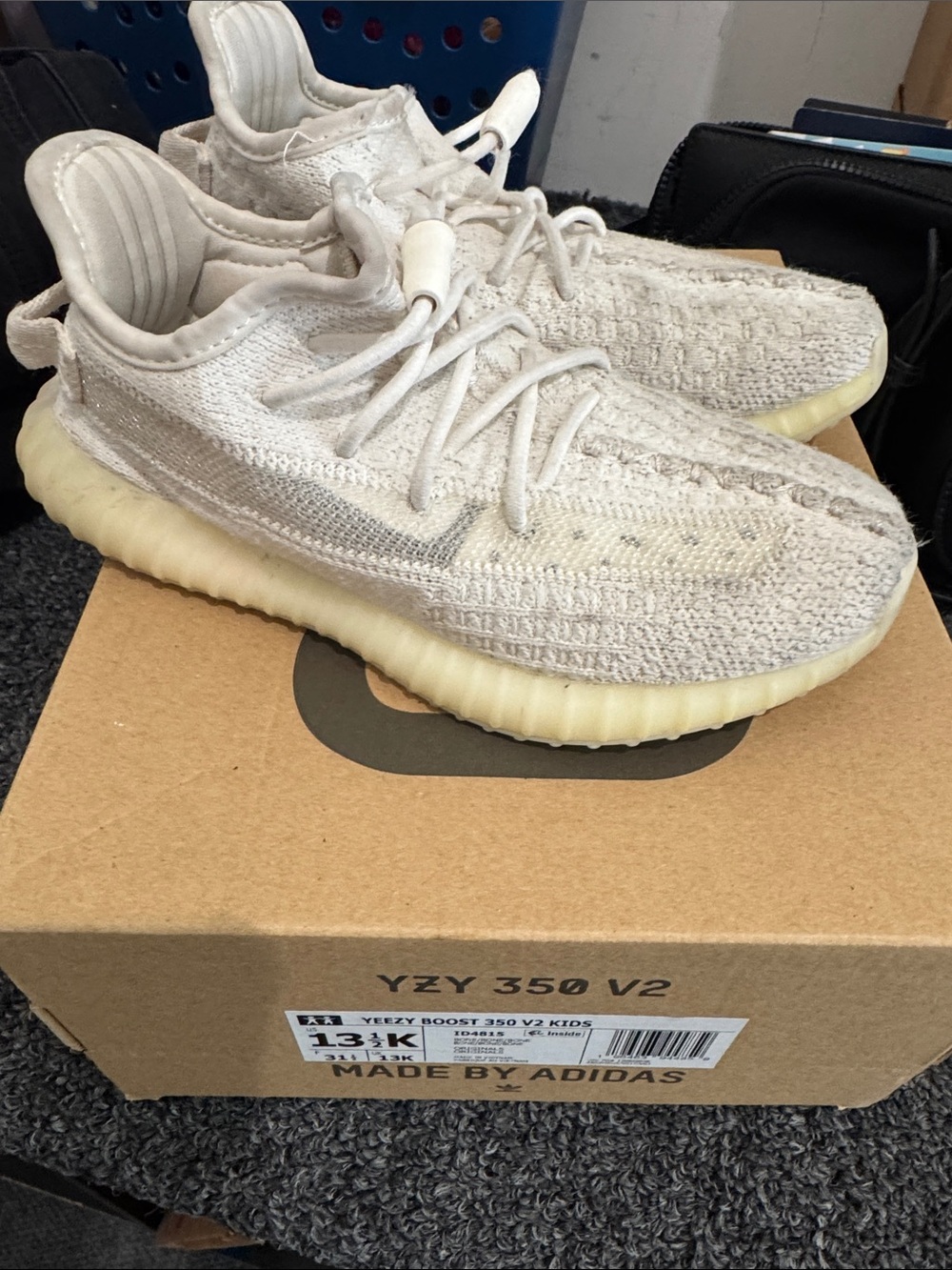 adidas Yeezy Boost 350 V2 Cream / Yellow Sole